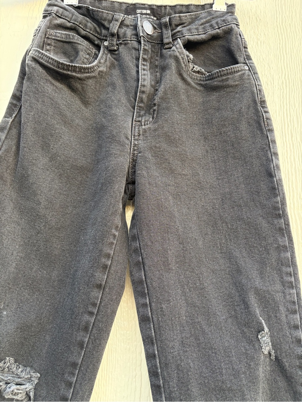 Cotton On High-Rise Black Distressed Girls Jeans - Size: 2 - Picture 6 of 14